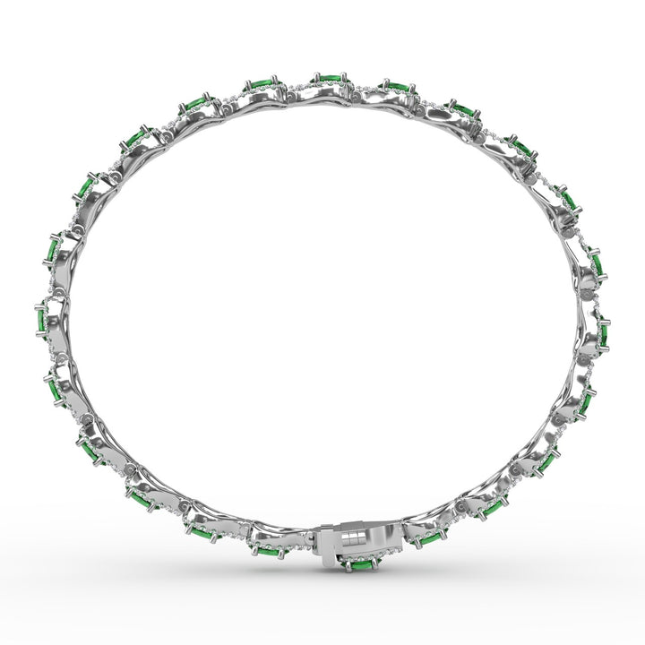 Pear-Shaped Diamond & Emerald Bracelet