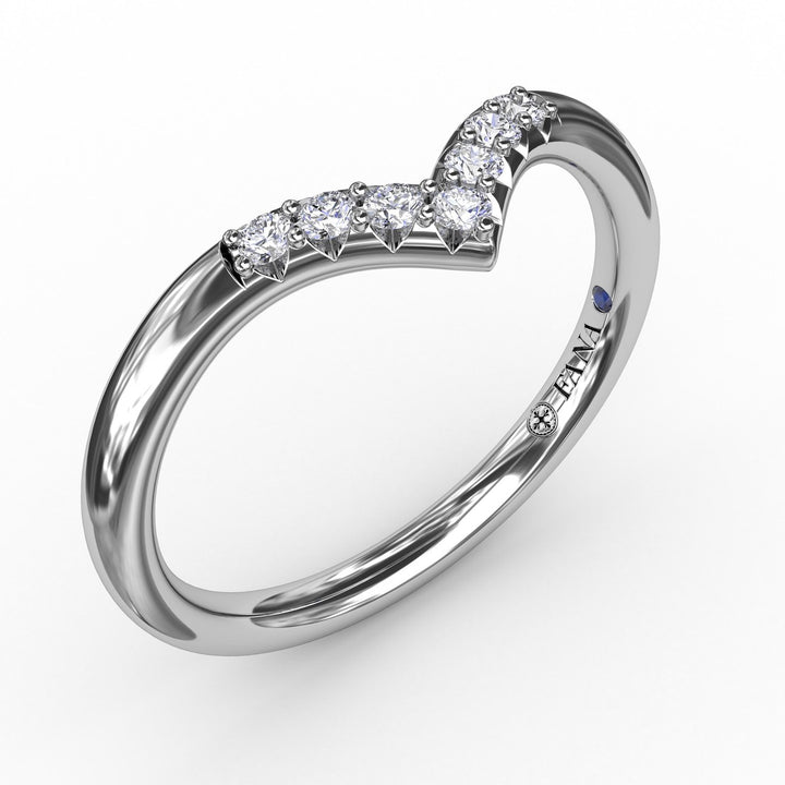 Shared Prong Chevron Diamond Band