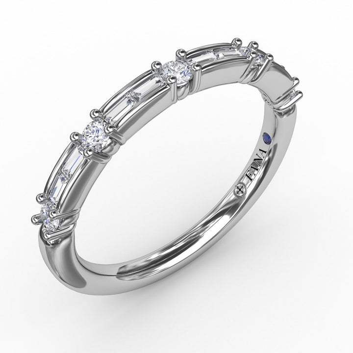 Baguette and Prong Set Diamond Band